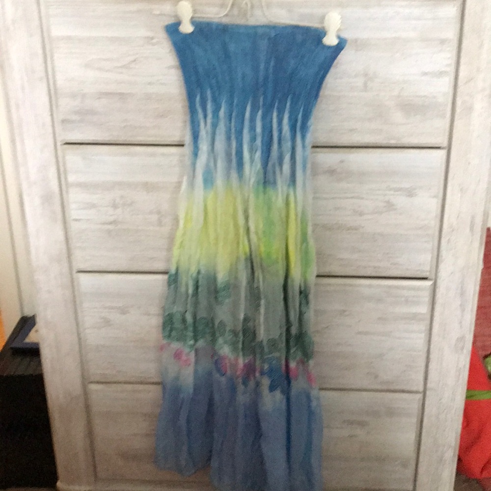 Dress strapless